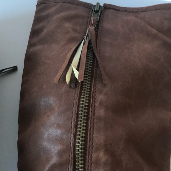 8.5M Lucky Brand | Block Heel | Tall Boots | Brown - Picture 3 of 8